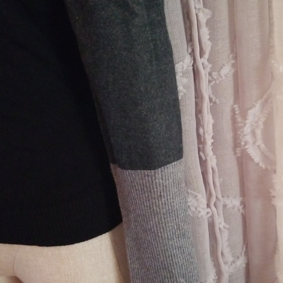 Turtleneck - Picture 4 of 5